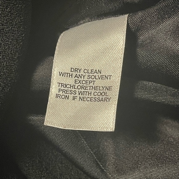 ANNE KLEIN BLAZER SINGLE BUTTON BLACK WOMEN PEAK LAPEL LONG SLEEVE SIZE SIX (6) - Picture 6 of 12